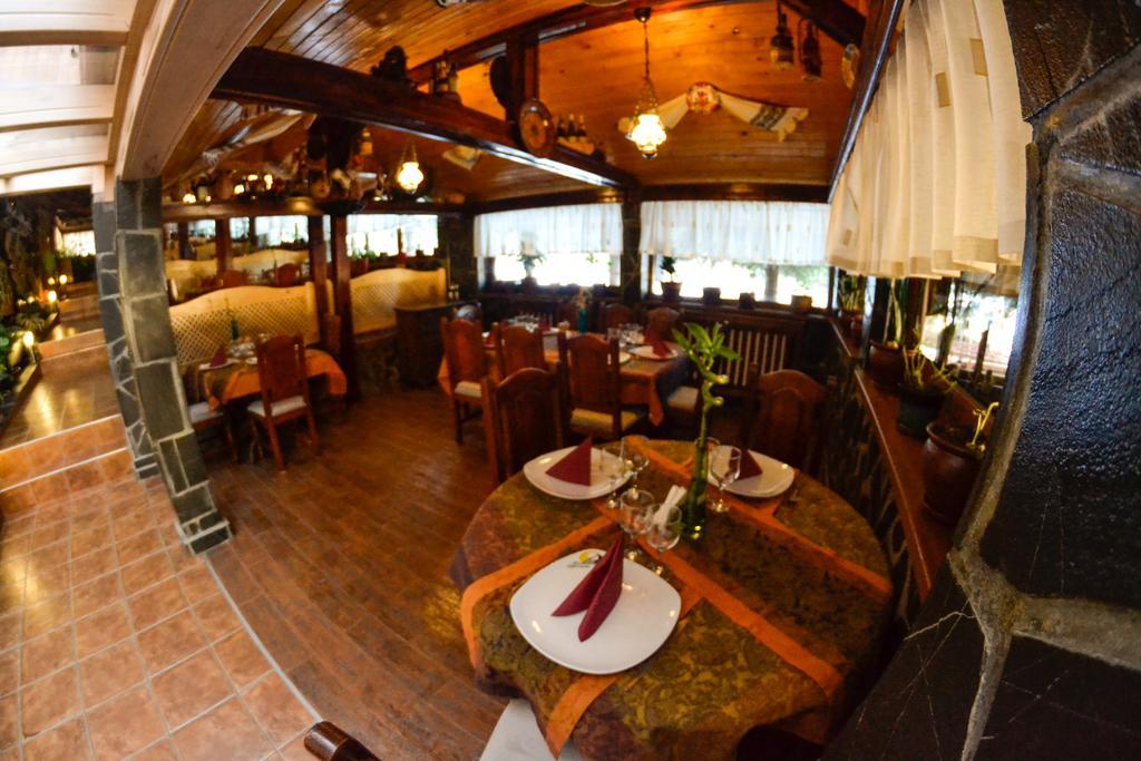 Pension Restaurant Speranta เปรดัล ภายนอก รูปภาพ