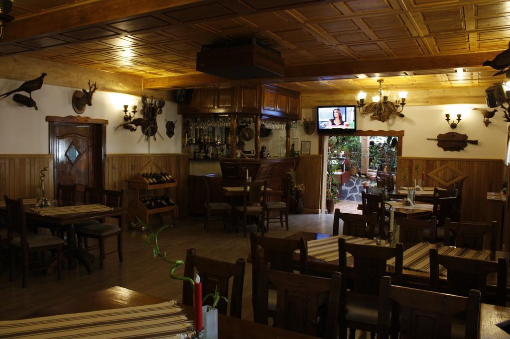 Pension Restaurant Speranta เปรดัล ภายนอก รูปภาพ